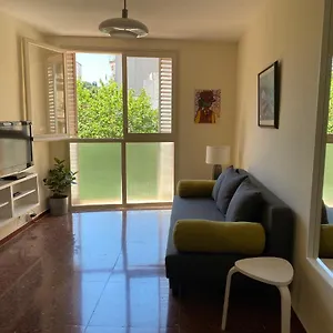 Apartamento Luminoso En Cercano A La Playa Y A Barcelona, Canet de Mar